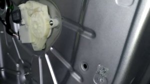 VW Terramont снятие задней дверной карты
