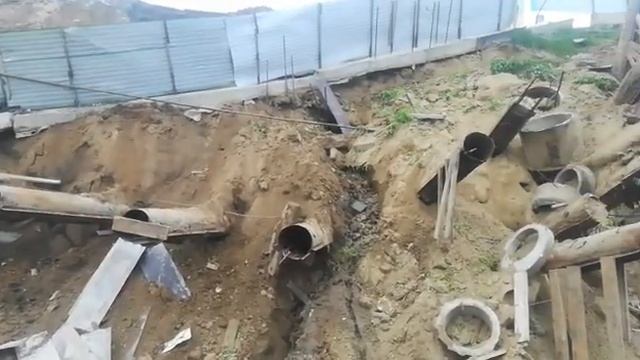 Улица Большевистская обрушилась в котлован "Снежной мили"