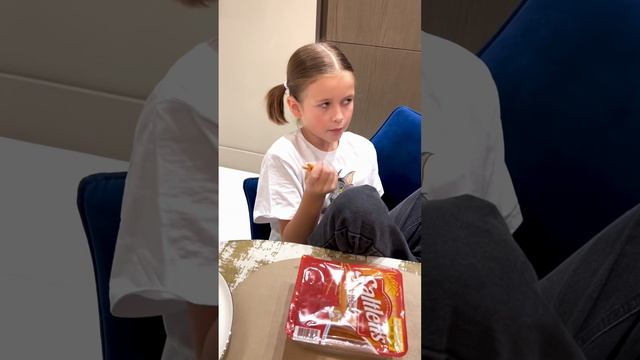 Смешные видео I Зачем родителям дети? Вопрос на засыпку
