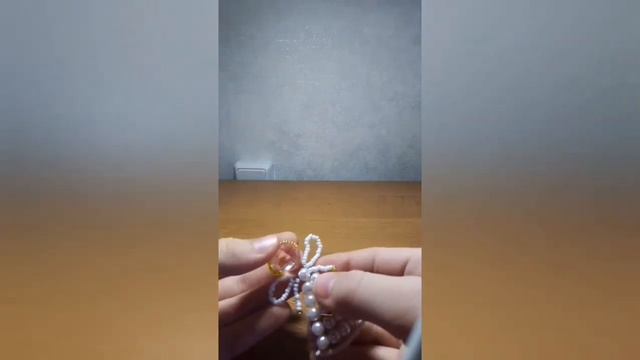 Обзор Юлиных поделок из бисера смотреть онлайн