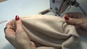 МИЛАЯ ШАПОЧКА с ПЕРЕКРУТОМ из ТРИКОТАЖА ?/?♀️ ЭКСКЛЮЗИВ от ВЛАДАННЫ ПРОСТО и БЫСТРО DIY