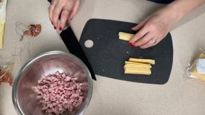 Быстрая и вкусная закуска к столу. Тарталетки с ветчиной