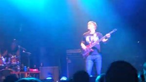 Чиж & Co - Девчонка-проказница (клуб Космонавт 01.02.2014г.)