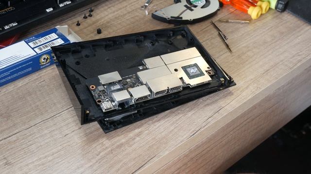 Разбираем и чистим приставку NVIDIA Shield TV (NVIDIA Shield TV Repair and Cleaning)