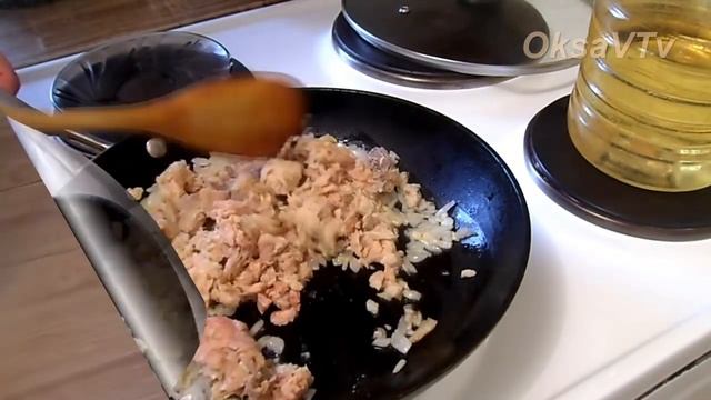 Пирожки с горбушей и рисом. Pies with salmon and rice. Готовим с Оксаной Валерьевной. смотреть онлайн