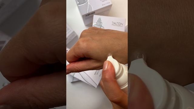 Сыворотка с Q10 гранулами для омоложения кожи и разглаживания морщин Dalton смотреть онлайн