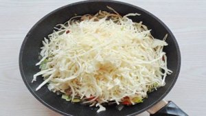 Тушеная капуста с рыбой
