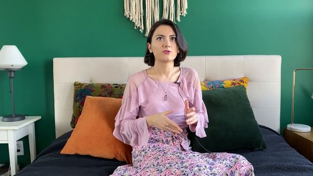 День 24 видеодневника, Новый ритуал и моя ода дейтинг-приложениям смотреть онлайн