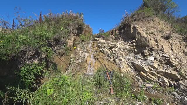 Поход по реке Мостовка, золотые прииски, старые и свежие смотреть онлайн