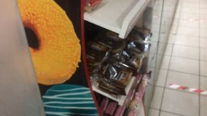 В Щекинском Дикси обнаглели. Детское просрочено на девять месяцев. Вялый запрет видеосъемки. Часть