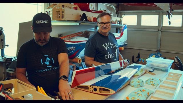 FlightReviewz How To: Hinge Installation Using Epoxy (Aileron) смотреть онлайн