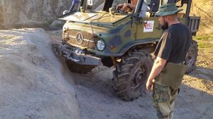 Унимог 404 Алтай Краулер2