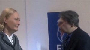 Marine Le Pen en meeting - Les Guignols (24/02/12)
