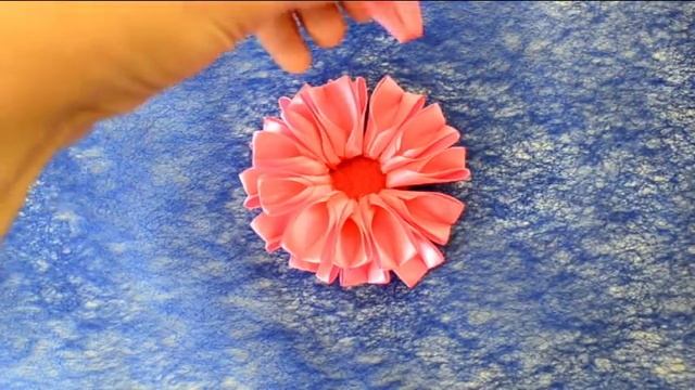 Гербера своими руками/Цветок из ленты 2.5 см/Gerbera Flowers Kanzashi/D.I.Y смотреть онлайн