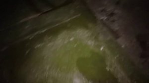 Пошёл ночью в заброшку с другом.