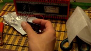 Вольтметр вместо заглушки на панели приборов