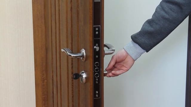 Стандартні полуторні вхідні двері 250€. Відеоогляд від Антей смотреть онлайн