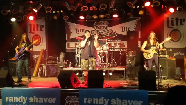 Revenant Soul tearing it up! смотреть онлайн