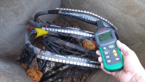MASTECH  MS6818, localizando cables.