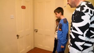 ВСТРЕТИЛИ СИКА ДВЕРИ В РЕАЛЬНОЙ ЖИЗНИ ROBLOX DOORS IN REAL LIFE 2 Серия