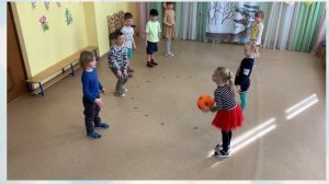 Подвижная игра с мячом «Пленники». ГБОУ Школа №1241