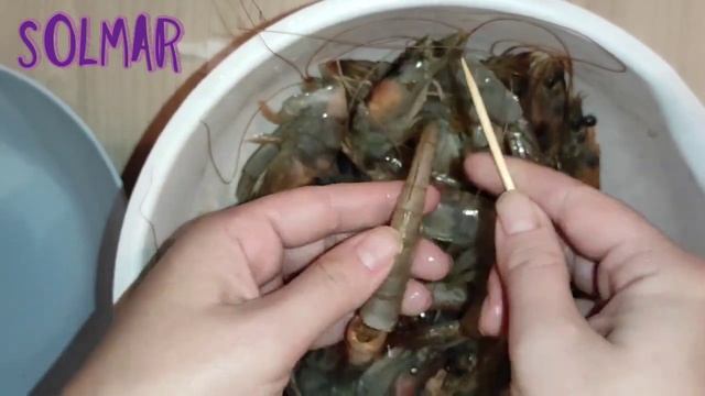 Очистка креветок. Как почистить креветки. Несколько способов чистки креветок. how to peel shrimp