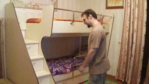 Детская двухъярусная кровать