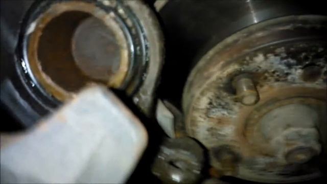 замена сальника суппортов Mitsubishi Galant 2001 смотреть онлайн