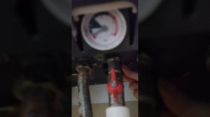 Что делать если на квартире нет горячей воды и батареи не греют?