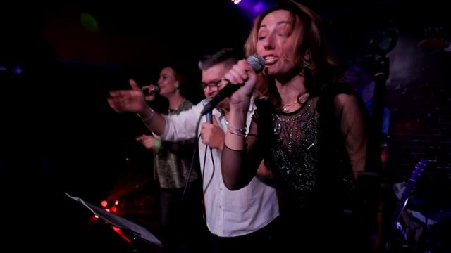 УВЕЗУ ТЕБЯ Я В ТУНДРУ поет группа "Мой адрес" смотреть онлайн