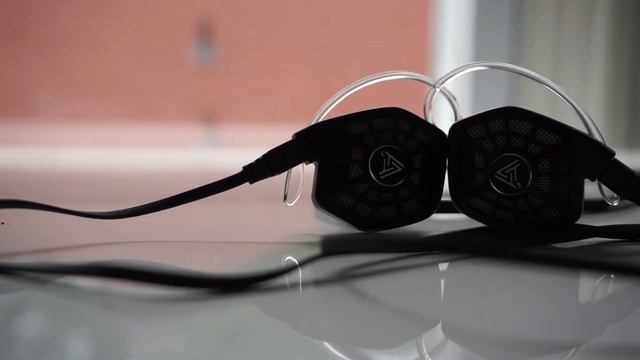 Audeze iSINE 10 Review The Worlds First In-Ear Planar Magnetic Headphones смотреть онлайн