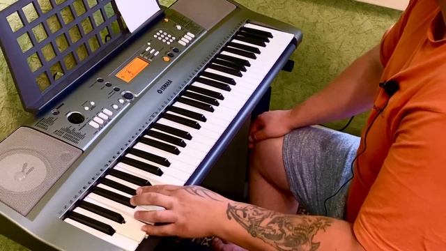 Как брать аккорды. Красивая последовательность аккордов на синтезаторе. смотреть онлайн