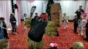 Развлечение прощание с ёлкой 2