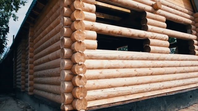 Двухэтажная баня из оцилиндрованного бревна! Индивидуальный проект.
