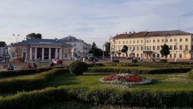 Кострома. Центр. Сусанинская площадь.День молодежи.