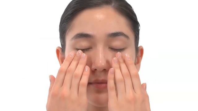 How to Apply Vital Perfection Uplifting and Firming Eye Cream | Shiseido смотреть онлайн