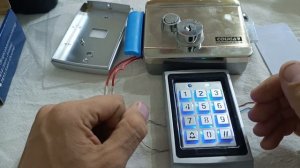 Как поменять пароль на открытие двери на кодовой панели