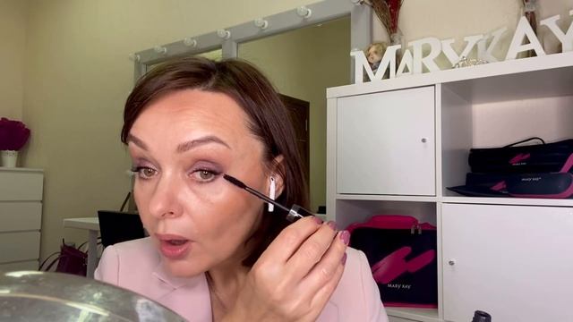 Макияж для зелёных глаз. Mary Kay смотреть онлайн