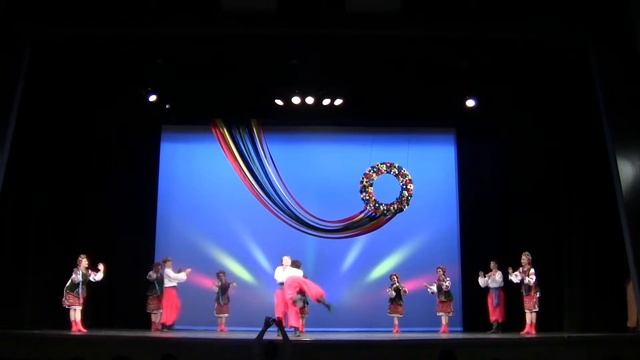 School of Dance - Druzhba & Veselka - Hopak смотреть онлайн