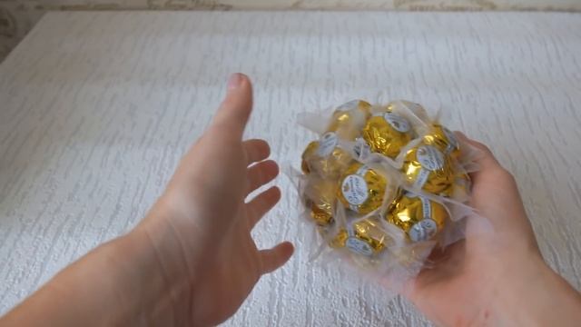 Новогодний подарок шар из конфет/мастер класс/DIY/новогодний декор смотреть онлайн