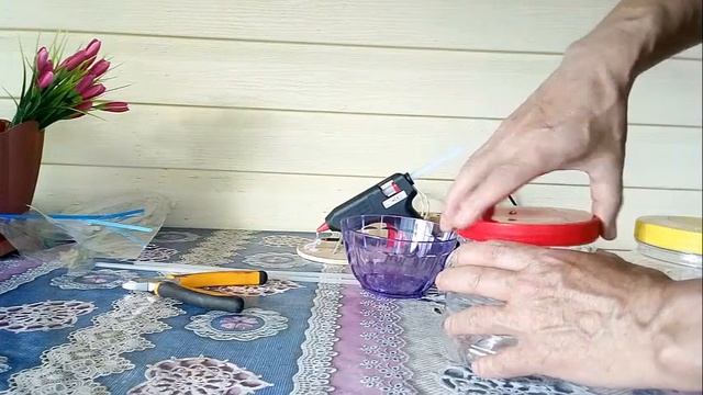 Декоративный фонтан своими руками за 8 минут. Без электричества и насоса. Фонтан Герона.