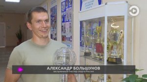 Олимпийский чемпион Александр Большунов сдает в ПГУ кандидатские экзамены // ТВ-Экспресс