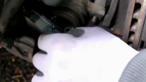 Front brake pads replacement VW TOURAN