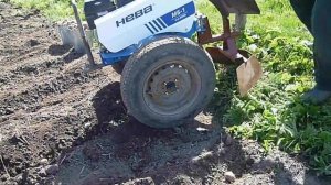 Нева МБ1 Мульти-Агро, посадка картошки