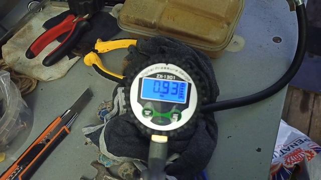 Проверка крышки расширительного бачка автомобиля Кайрон смотреть онлайн