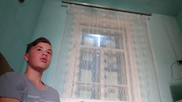 Самая простая мелодия на 1 струне смотреть онлайн