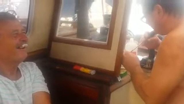 Дантист на яхте смотреть онлайн