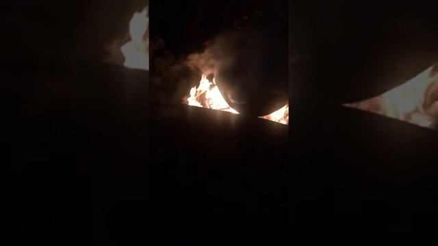 Как правильно готовить плов?У нас лук подгорел.