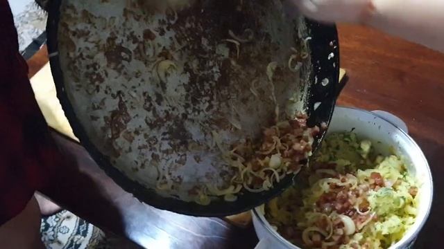 пирожки на огуречно-помидорном рассоле ??? смотреть онлайн