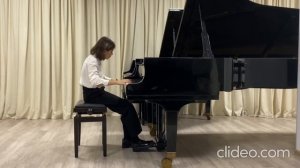 Бирюкова Виктория, фортепиано, комп. А. Йенсен «Лесная птичка»  ТриУмф. mp4